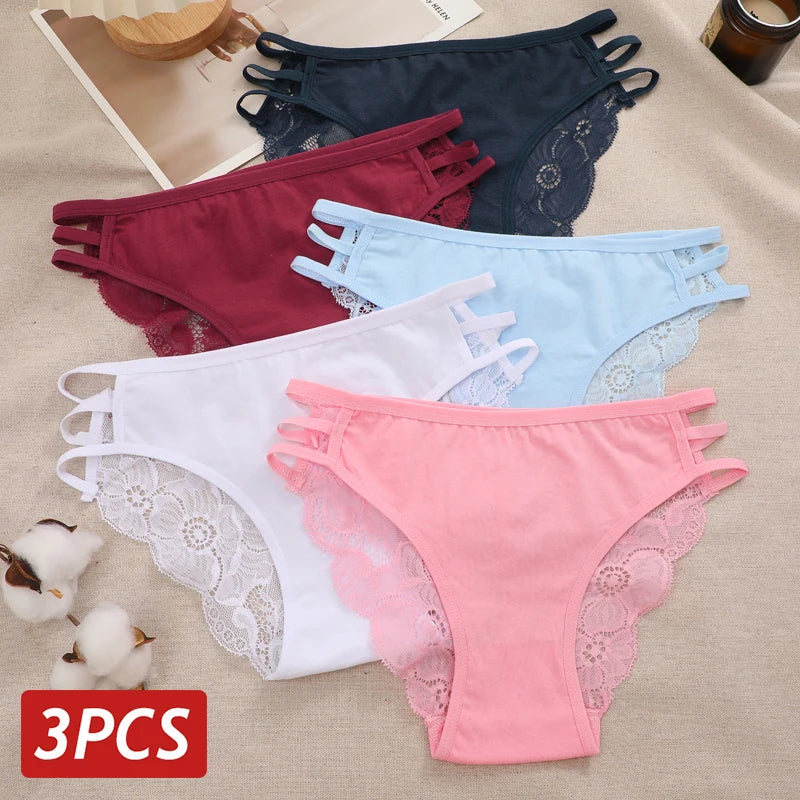 Buy 1 and Get 3 - Sensual Comfort Plus: Panties with Cotton Front and Lace Bum